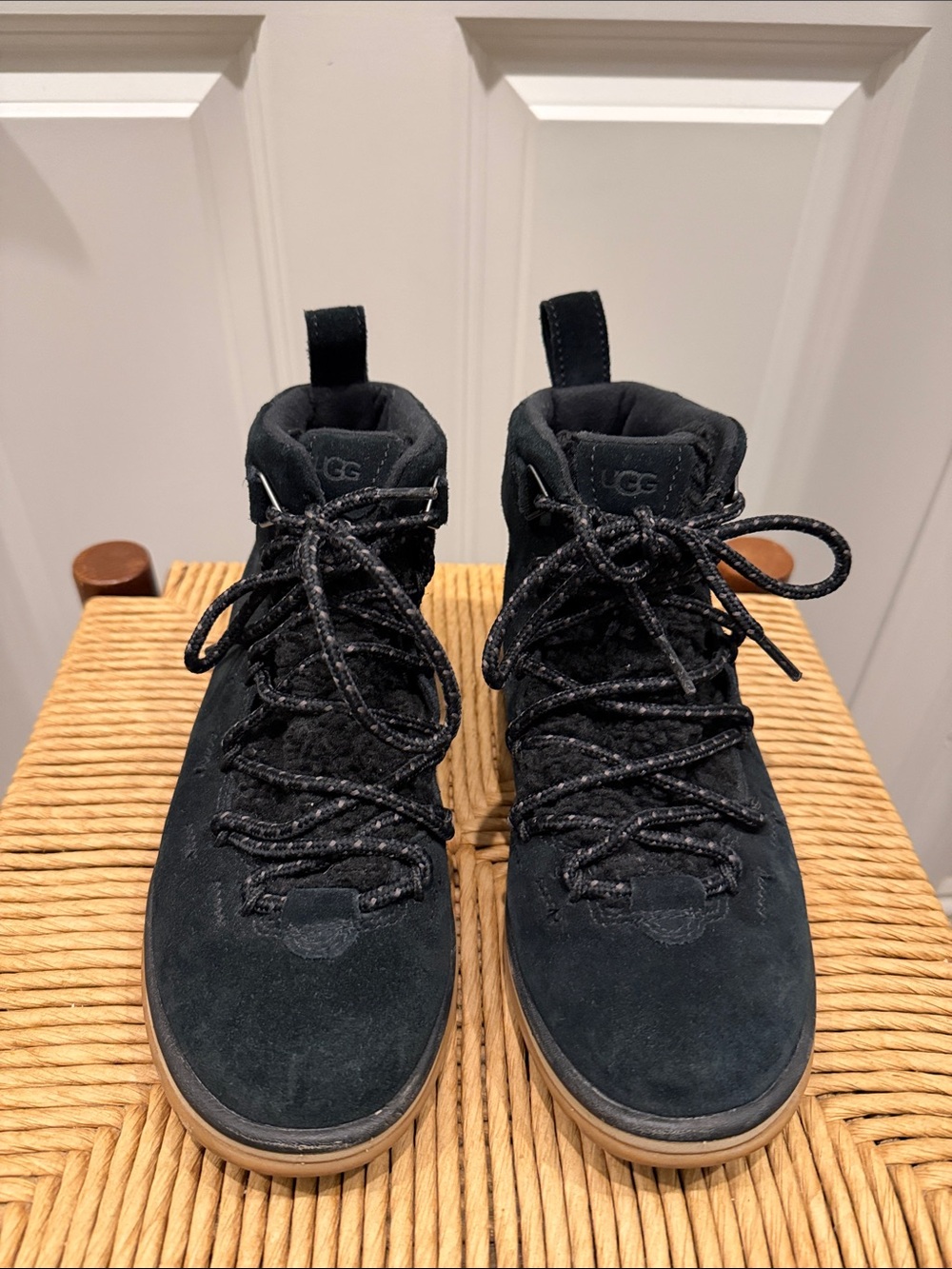 UGG Black Suede Lace-Up Hiking Style Ankle Boots size 6.5